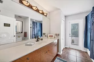 32 Oakland Hills Ct, Rotonda West, FL 33947 - Photo 18