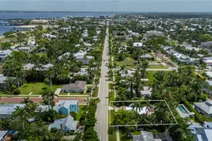 717 W Marion Ave, Punta Gorda, FL 33950 - Photo 54