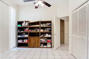 134 Seville Pl SW, Port Charlotte, FL 33952 - Photo 10