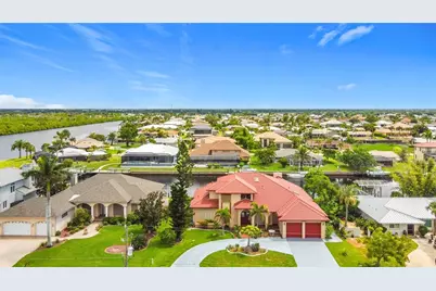 134 Seville Place SW, Port Charlotte, FL 33952 - Photo 2