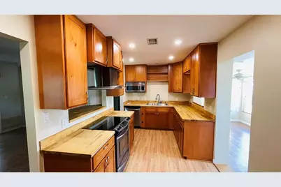 119 Palmetto Circle, Port Charlotte, FL 33952 - Photo 4