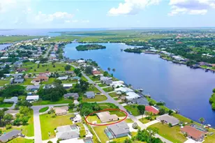 439 Spring Lake Blvd, Port Charlotte, FL 33952 - Photo 46