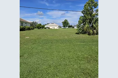 17403 Cape Horn Boulevard, Punta Gorda, FL 33955 - Photo 2