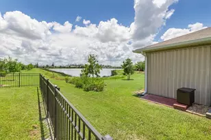 25089 E Lenox Cir, Punta Gorda, FL 33950 - Photo 36