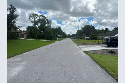 128 Kings Dr, Rotonda West, FL 33947 - Photo 2