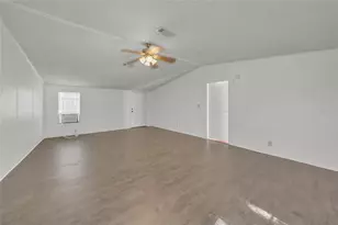 2451 SW Brandy Dr, Arcadia, FL 34266 - Photo 2