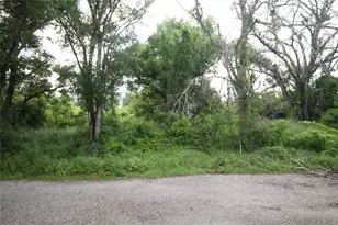 658 Nimitz Blvd, Lehigh Acres, FL 33974 - Photo 1