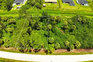 Bartigon Ave, North Port, FL 34286 - Photo 1
