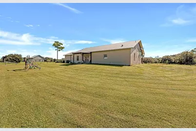 99 Trader Road, Labelle, FL 33935 - Photo 44