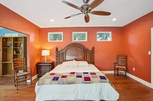 3000 Dartmouth Ave N, Saint Petersburg, FL 33713 - Photo 20