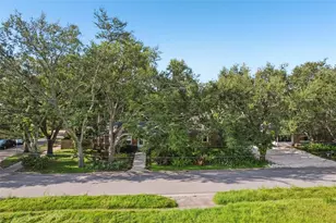 3000 Dartmouth Ave N, Saint Petersburg, FL 33713 - Photo 40