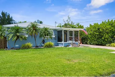 219 Darst Avenue, Punta Gorda, FL 33950 - Photo 1