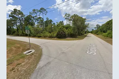 18090 Sicily Avenue, Port Charlotte, FL 33948 - Photo 6