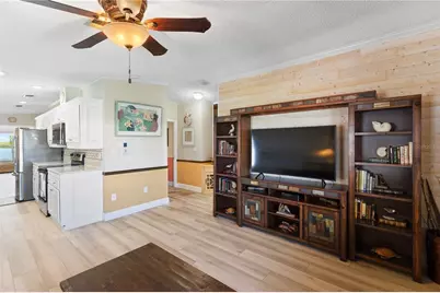 4300 Riverside Drive #112, Punta Gorda, FL 33982 - Photo 8