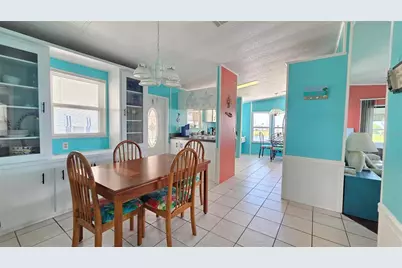 9103 34th Avenue E, Palmetto, FL 34221 - Photo 16