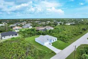 9245 Zorn St, Port Charlotte, FL 33981 - Photo 4