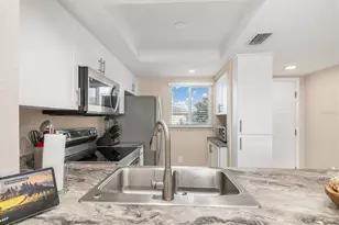 12538 SW Kingsway Cir, Lake Suzy, FL 34269 - Photo 12