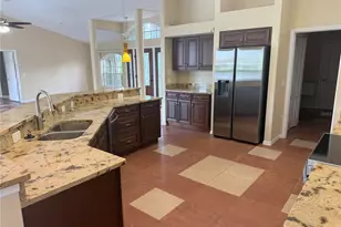 460 Chubut Ct, Punta Gorda, FL 33983 - Photo 4