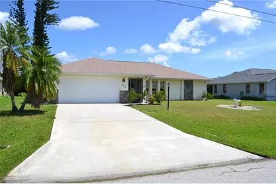 285 Mark Twain Lane, Rotonda West, FL 33947 - Photo 2