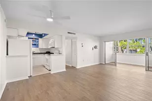 2437 Harbor Blvd, Port Charlotte, FL 33952 - Photo 4