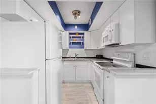 2437 Harbor Blvd, Port Charlotte, FL 33952 - Photo 8