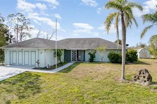 535 Ramblewood St, Port Charlotte, FL 33953 - Photo 2