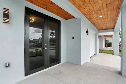 900 W Olympia Avenue, Punta Gorda, FL 33950 - Photo 4