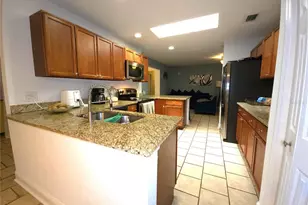 382 NE Genesee Ave NE, Port Saint Lucie, FL 34983 - Photo 12