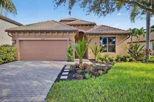 11945 Country Day Cir, Fort Myers, FL 33913 - Photo 1