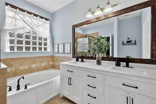 11945 Country Day Cir, Fort Myers, FL 33913 - Photo 20