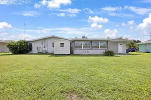 2219 Beacon Dr, Port Charlotte, FL 33952 - Photo 6