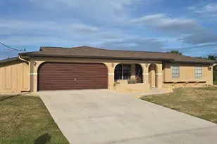 110 Sinclair St SE, Port Charlotte, FL 33952 - Photo 1