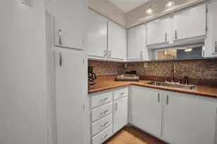 21287 Gertrude Ave, Port Charlotte, FL 33952 - Photo 18