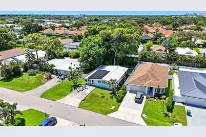 736 92nd Avenue N, Naples, FL 34108 - Photo 14