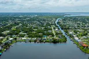 18537 Klingler Cir, Port Charlotte, FL 33948 - Photo 8