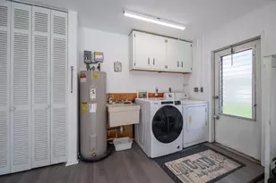 18537 Klingler Cir, Port Charlotte, FL 33948 - Photo 48