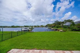 18537 Klingler Cir, Port Charlotte, FL 33948 - Photo 10