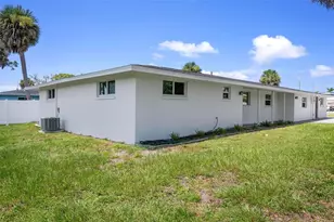 101 Riverview Ave, Englewood, FL 34223 - Photo 6