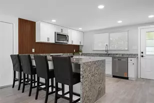 101 Riverview Ave, Englewood, FL 34223 - Photo 32