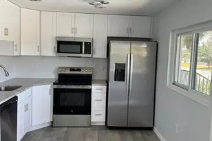 1258 Barbara Dr, Venice, FL 34285 - Photo 10