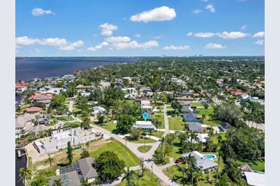 6923 Old Whiskey Creek Drive, Fort Myers, FL 33919 - Photo 42