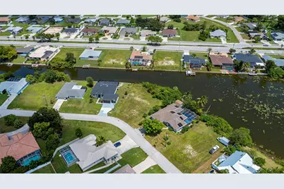 1203 SE 3rd Avenue, Cape Coral, FL 33990 - Photo 4