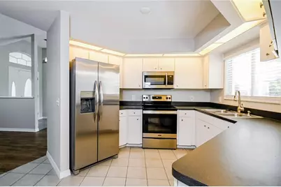 2609 Highlands Vue Parkway, Lakeland, FL 33812 - Photo 2