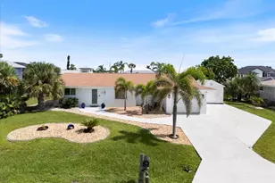 124 Sinclair St SE, Port Charlotte, FL 33952 - Photo 6