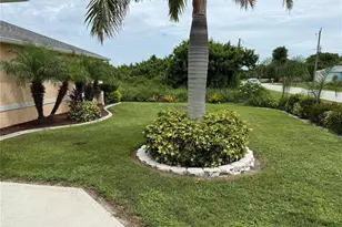 12428 Appleberg Cir, Port Charlotte, FL 33981 - Photo 2