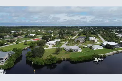3690 Peace River Drive, Punta Gorda, FL 33983 - Photo 4