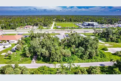 1104 Buena Vista Circle, Port Charlotte, FL 33953 - Photo 4