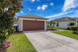 1072 Hill Flower Dr, Brooksville, FL 34604 - Photo 2