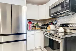 22400 Lacombe Ave, Port Charlotte, FL 33952 - Photo 8