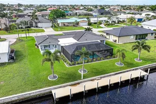 440 Capri Isles Ct, Punta Gorda, FL 33950 - Photo 4